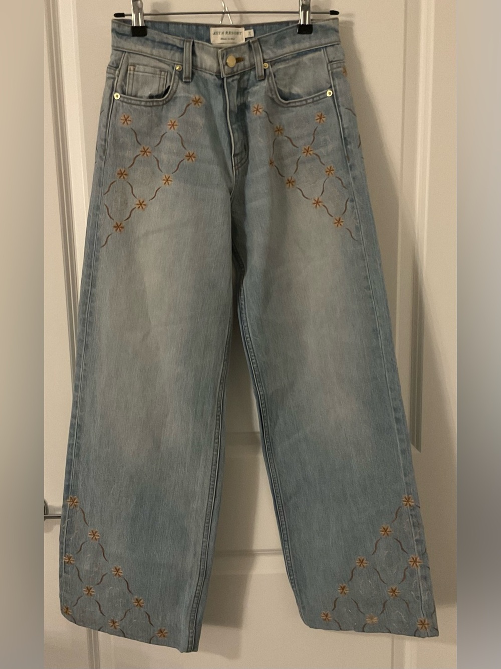 Asta Resort Paris Crush '25 Floral Embroidered Light Wash Wide Leg Jeans
